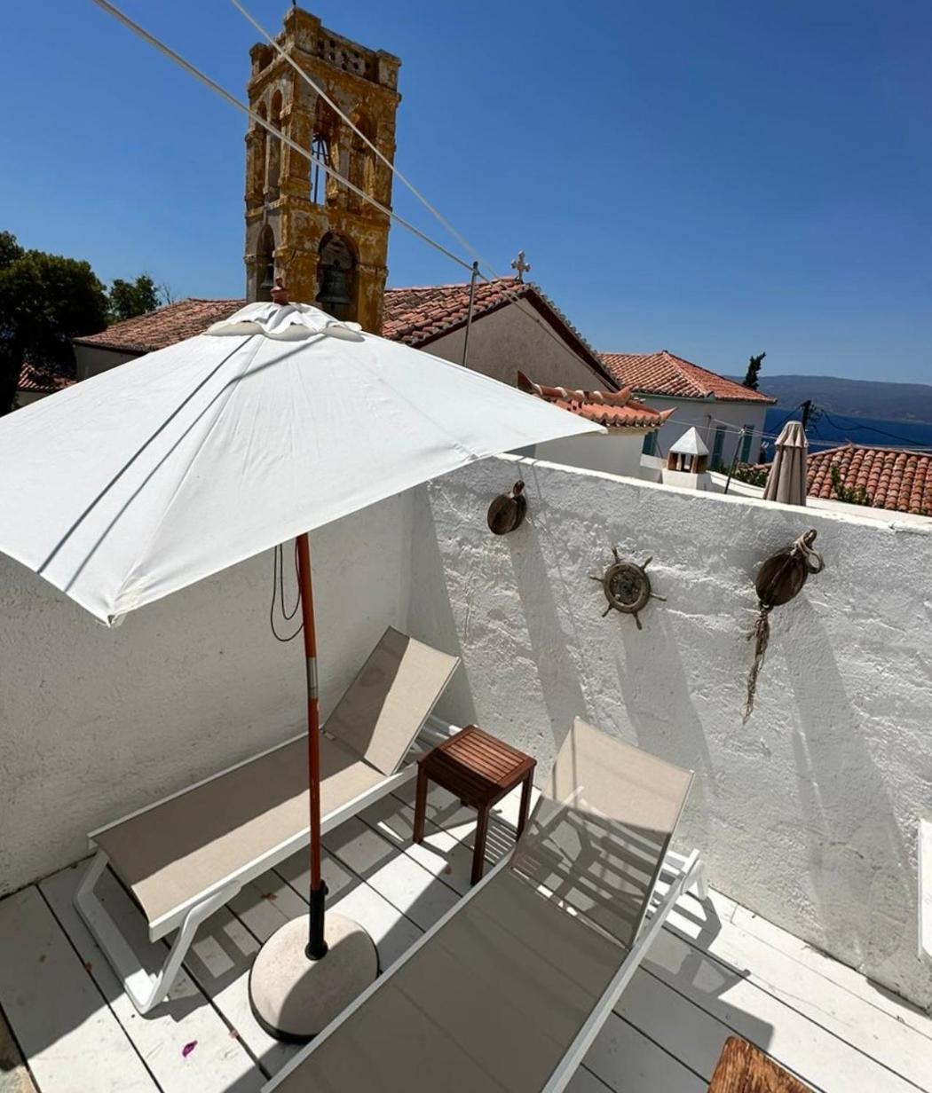 Louisa's View Apartment